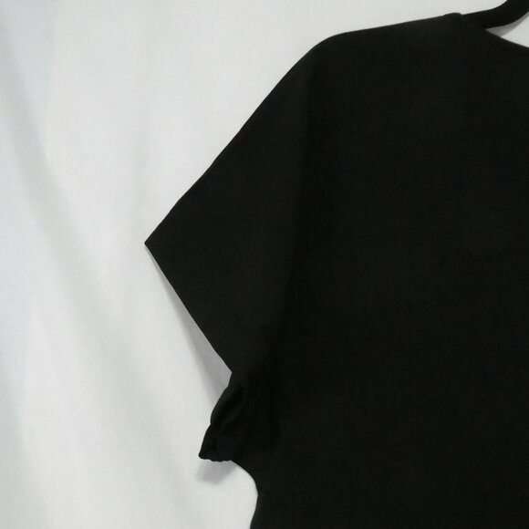 SHEIN - Curve | 2XL | Black Scalloped Hem V-Neck Mini Dress - Picture 9 of 14
